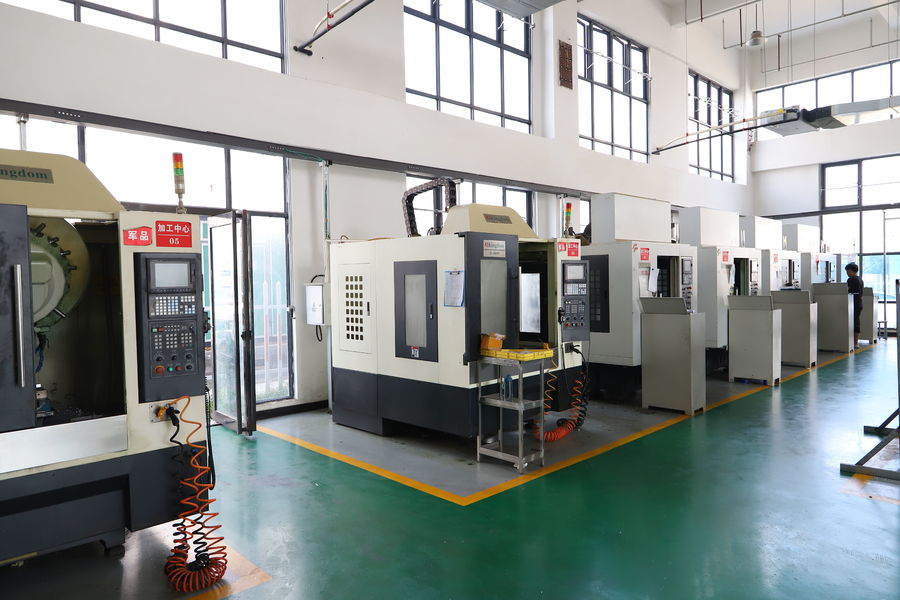 Luoyang Hypersolid Metal Tech Co., Ltd linha de produção do fabricante